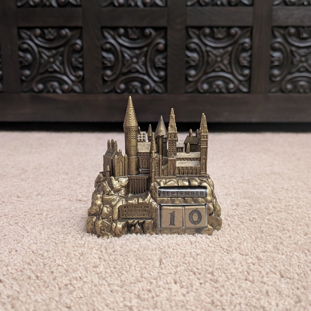 Hogwarts Castle Perpetual Calendar